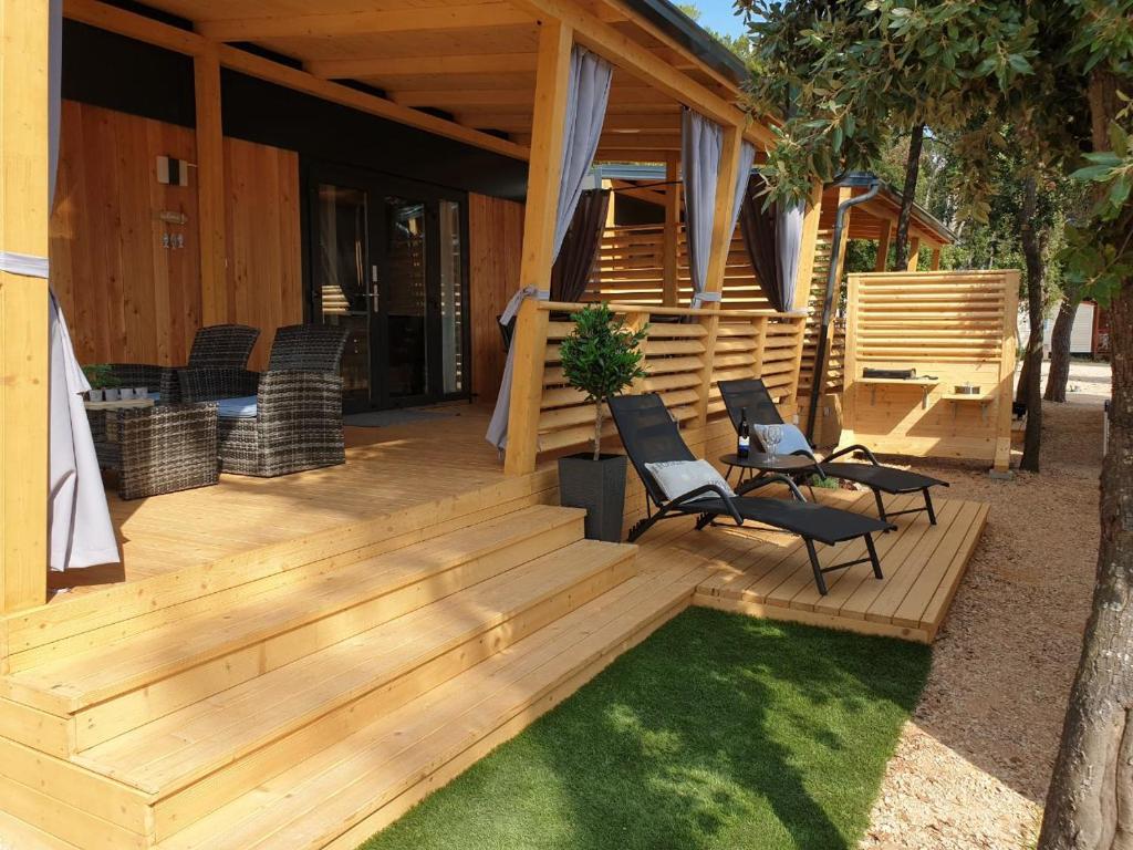 10 idées pour se démarquer dans l’hôtellerie de plein air en 2025